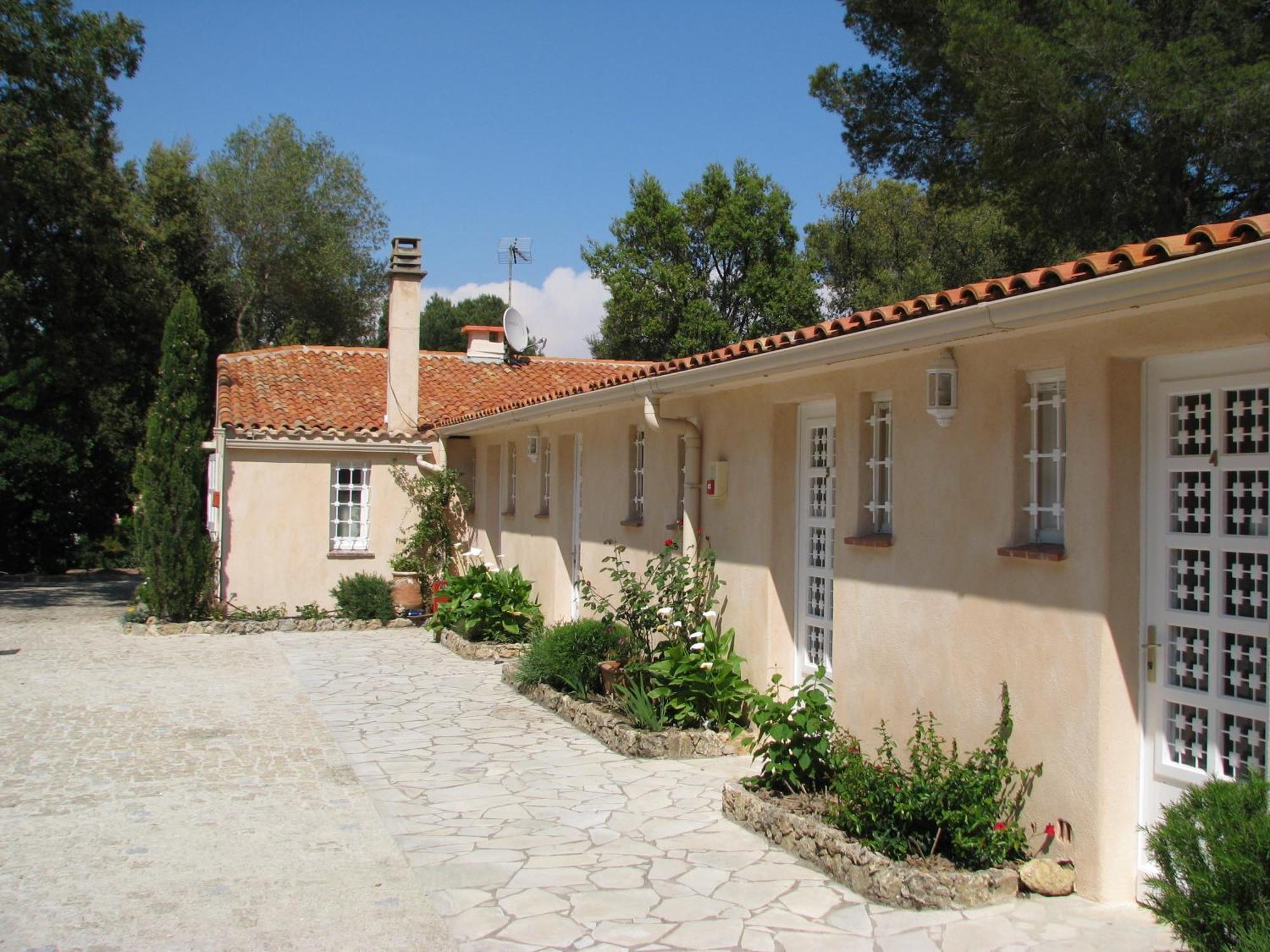 Athena Motel Saint Aygulf Dış mekan fotoğraf