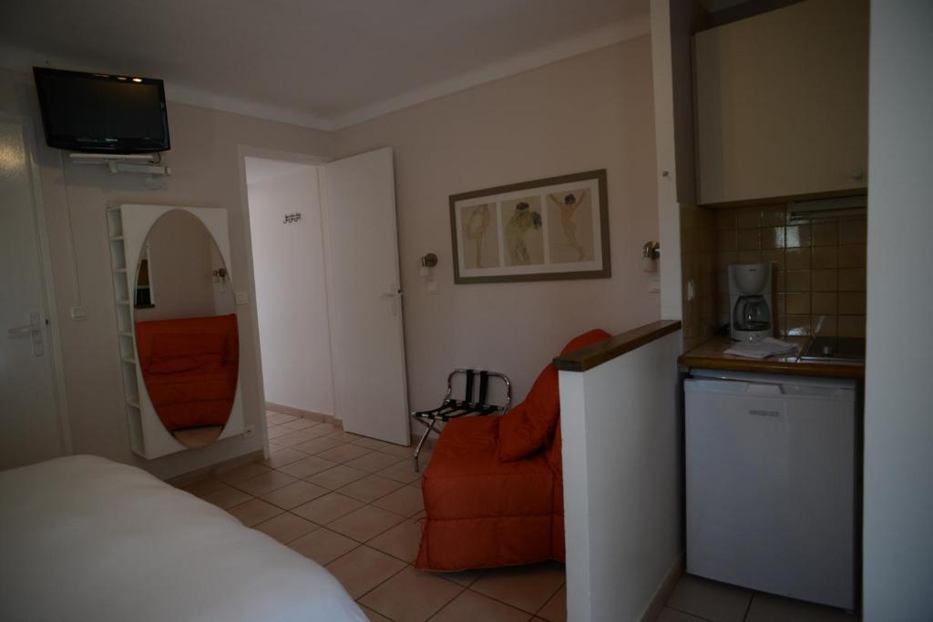 Athena Motel Saint Aygulf Dış mekan fotoğraf